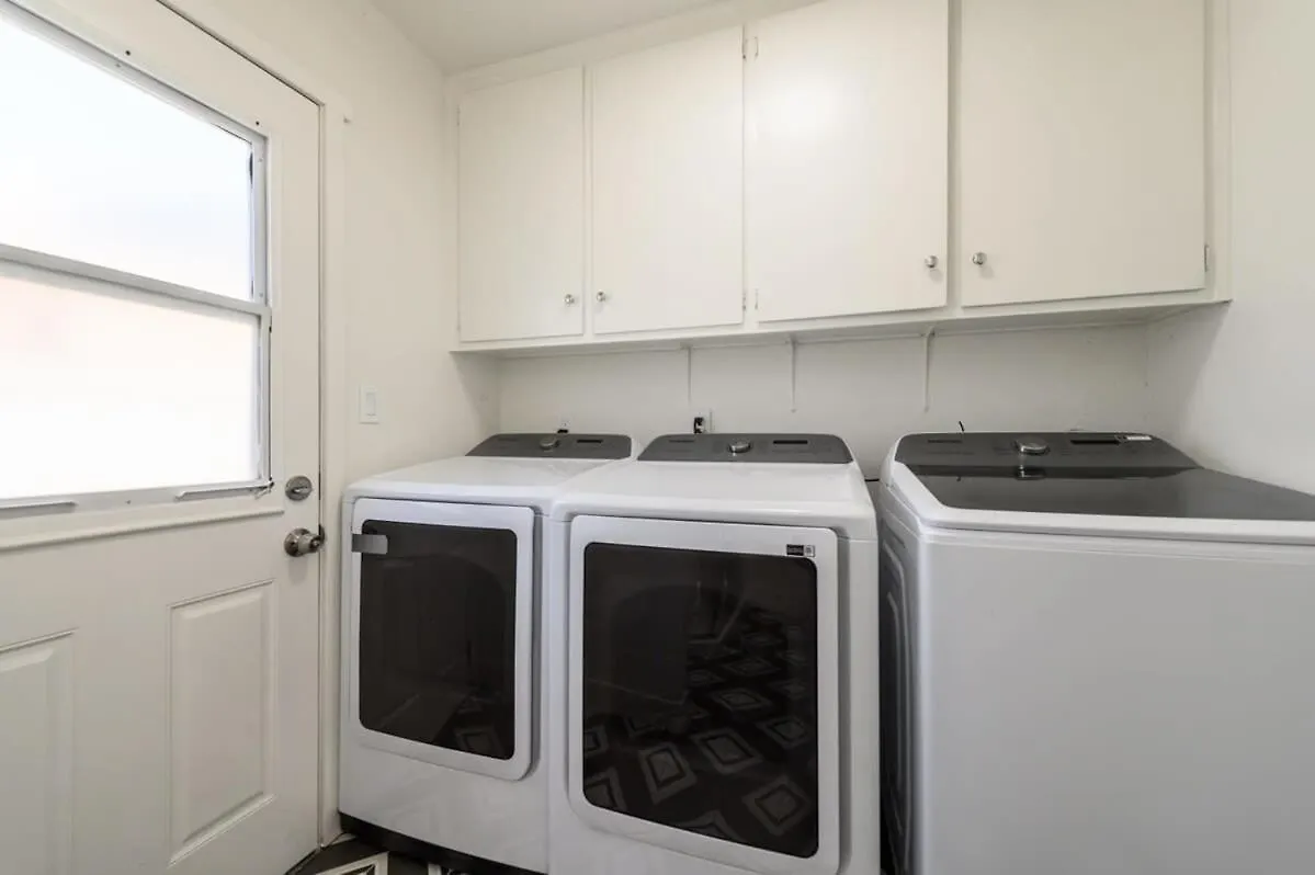 Spacious Disneyland 5 Bedroom 4 Bath House With Game Room Anaheim United States