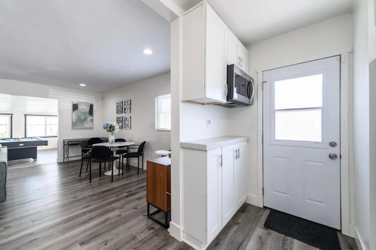 Villa Spacious Disneyland 5 Bedroom 4 Bath House With Game Room Anaheim