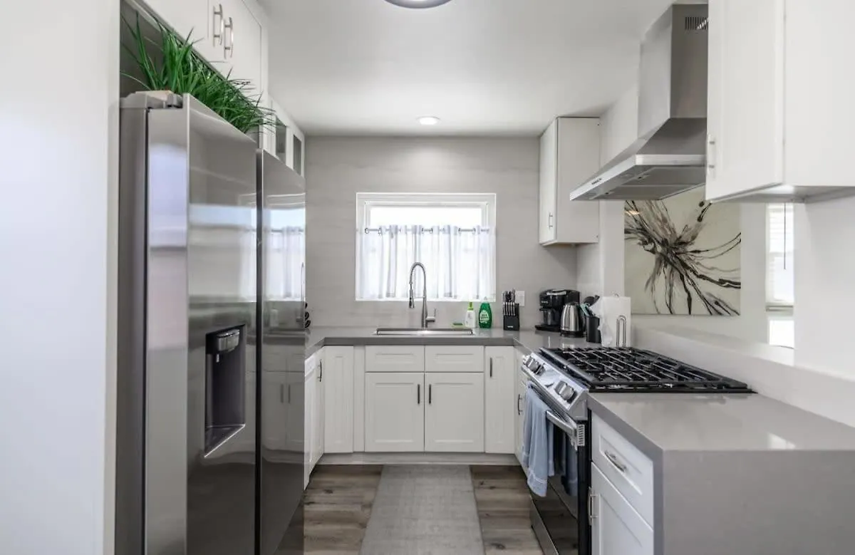 Spacious Disneyland 5 Bedroom 4 Bath House With Game Room Anaheim Villa